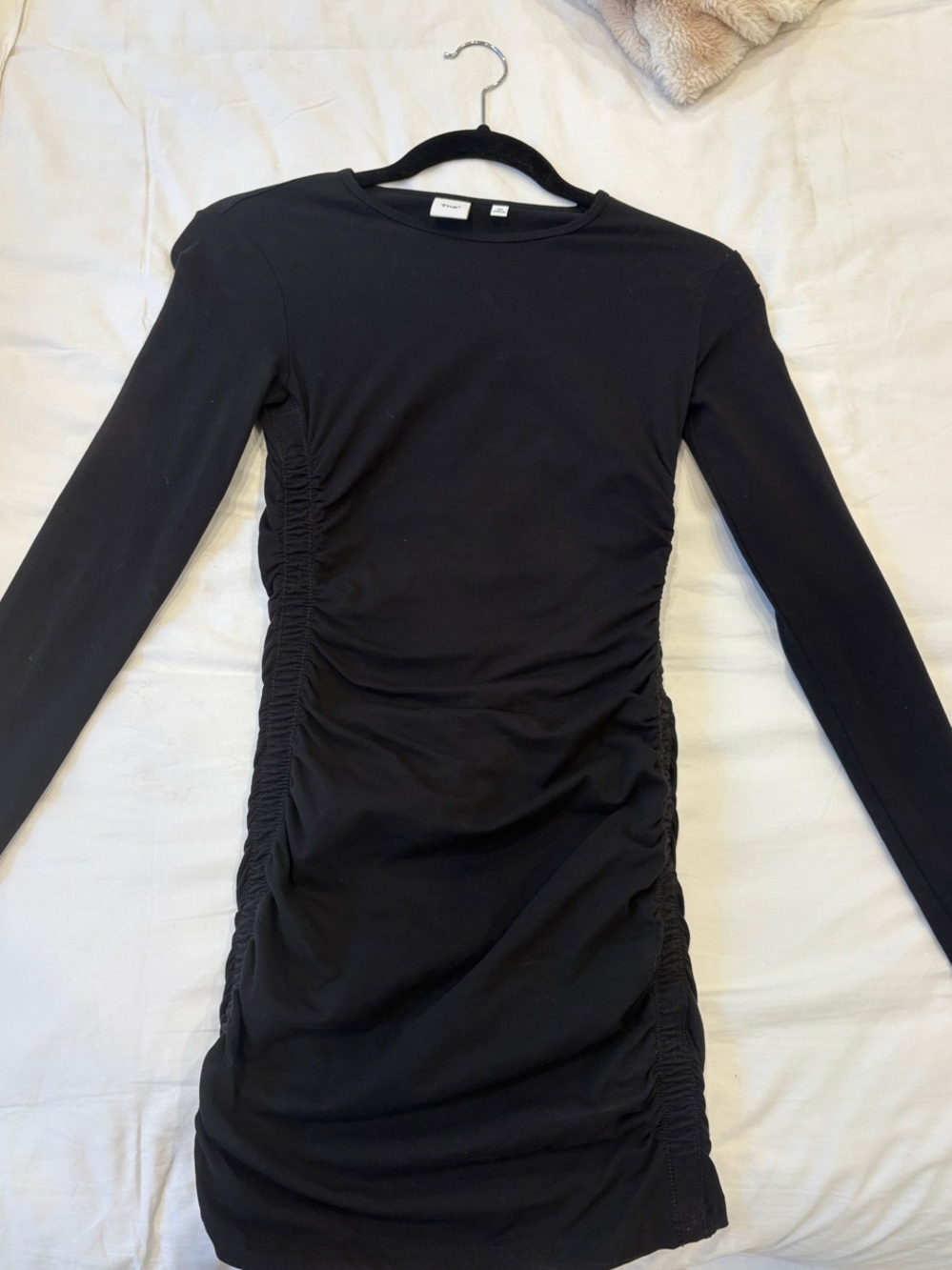 Aritzia Black Long-Sleeve Ruched Side Bodycon Dress